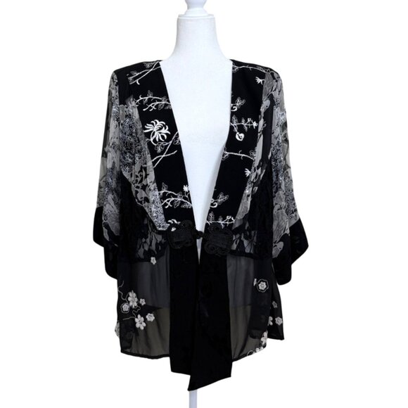 Talk of the Walk Tops - Talk Of The Walk Sheer Kimono Jacket Silk Blend Black Gray Floral Vintage Sz 1X